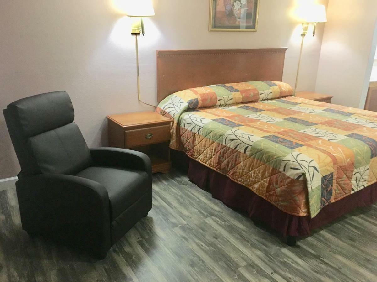 Finn'S Motel Saint James Dış mekan fotoğraf